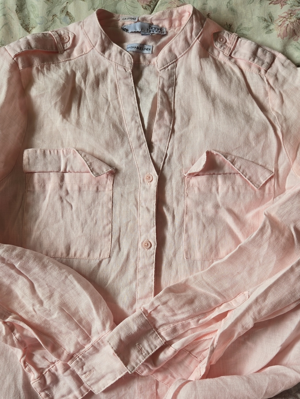 Pale Pink Button-Front Linen Shirt - M